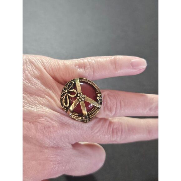 Gold tone Love, peace and harmony ring - Picture 2 of 10